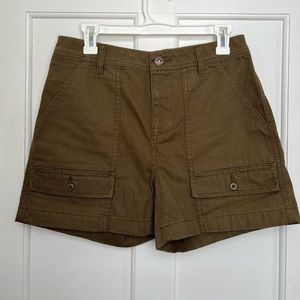 REI Co-op Trailsmith Shorts - Women's size 6 olive green